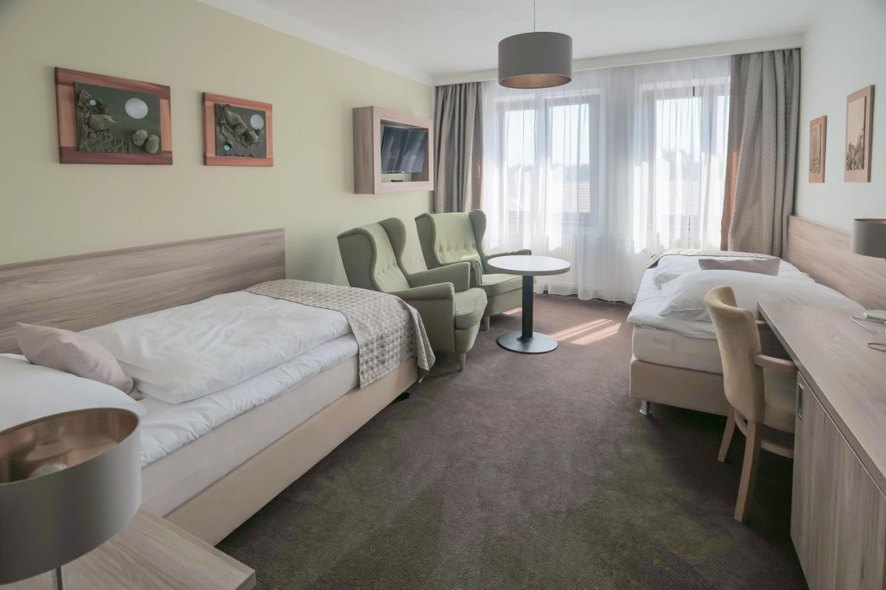 Hotel Zlatá Hvězda Litomyšl Exterior foto