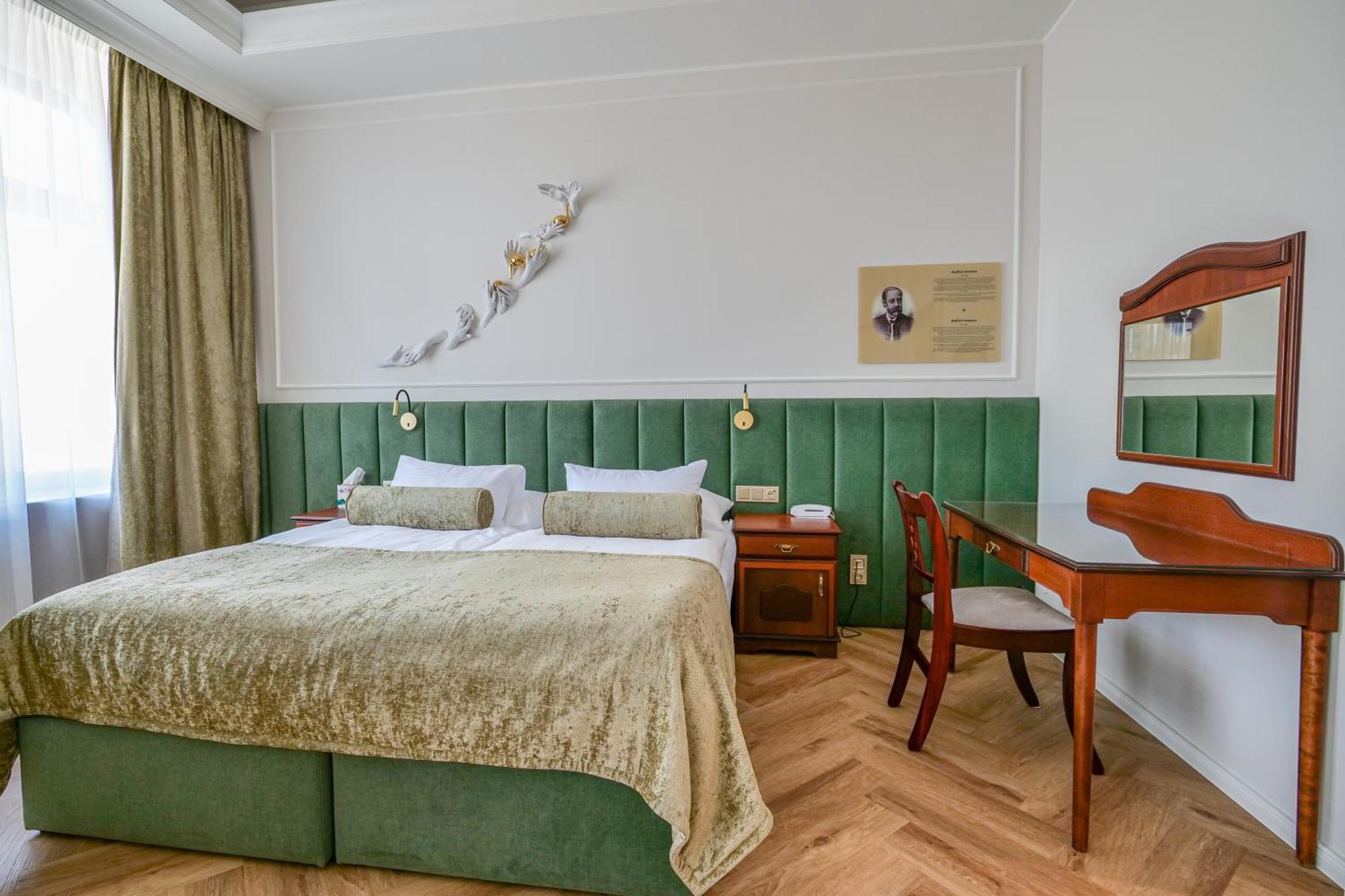 Hotel Zlatá Hvězda Litomyšl Exterior foto